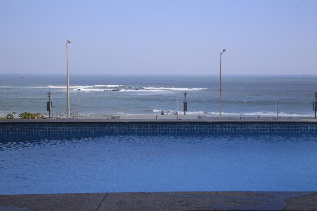 Hotel Supreme Visakhapatnam Esterno foto